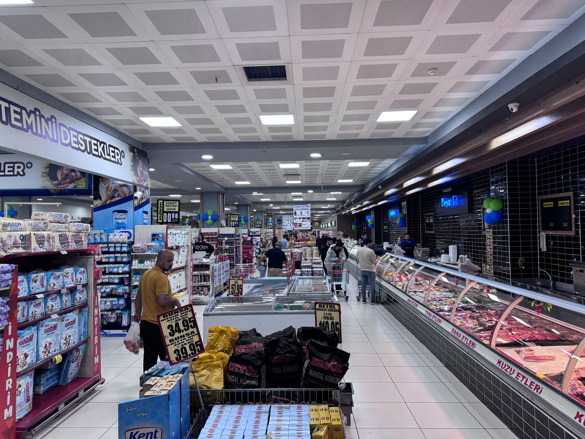 batman-worldmar-avm-süper-market